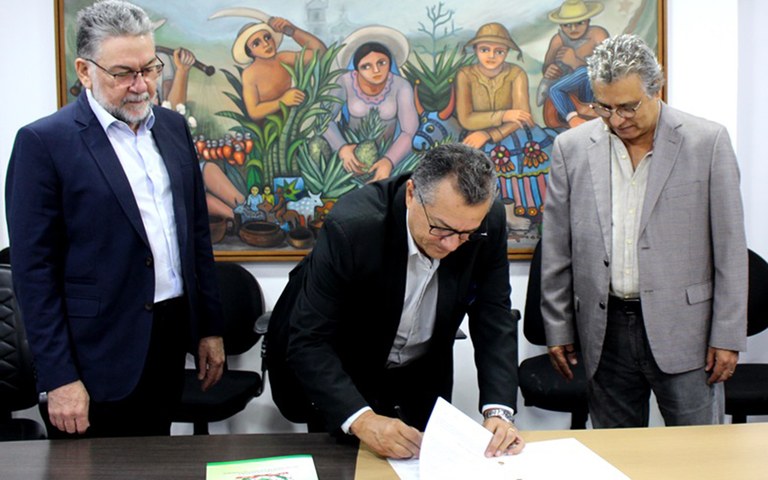 sefaz e sebrae parceria para melhorar ambiente de nogocios no estado.JPG