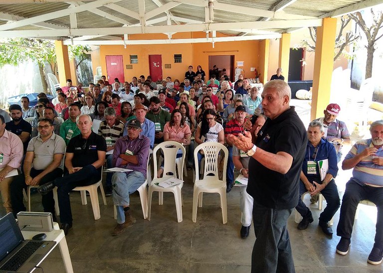 13_09_19 Itaporanga, Patos e Princesa Isabel reúni cerca de 500 agricultotres em seminério do PB Rural (2).jpg