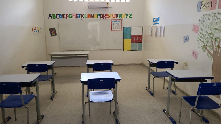 sala de aula pronta para a realização das provas.jpeg