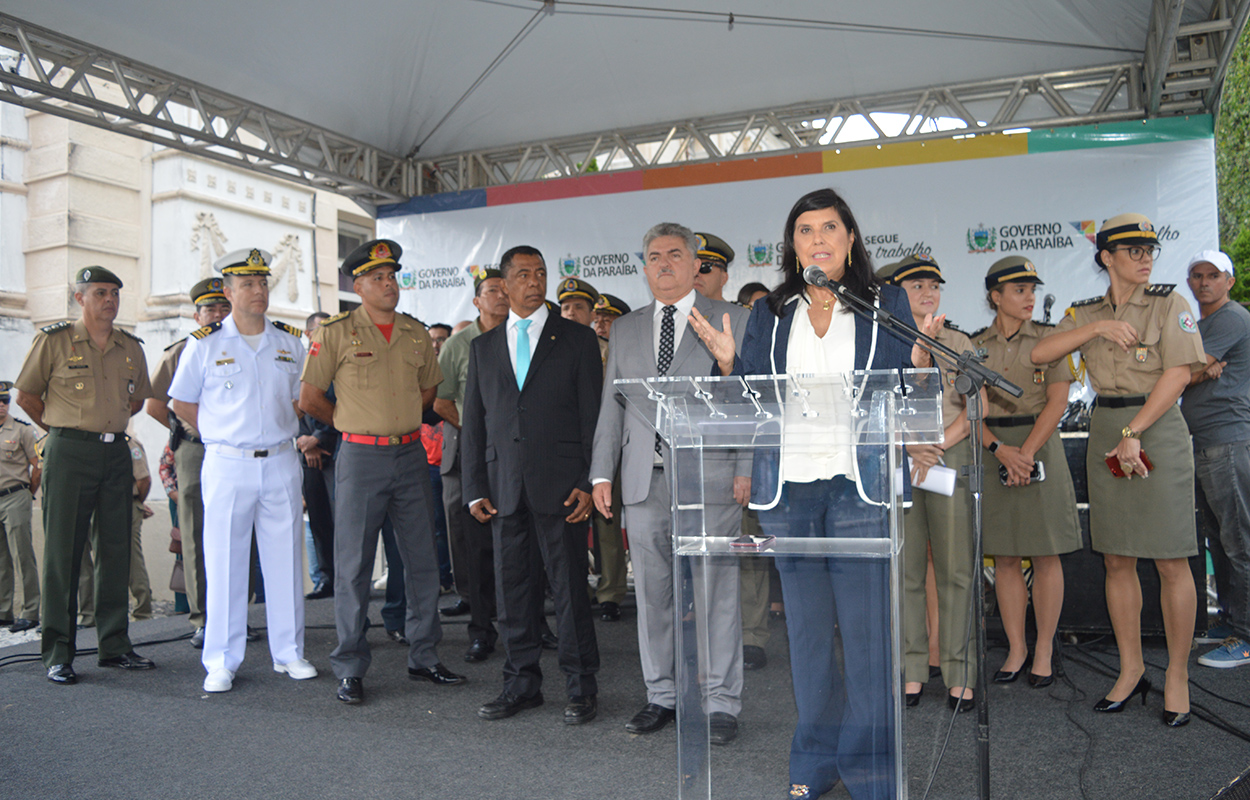 ligia na abertura da semana patria_foto walter rafael (9).JPG